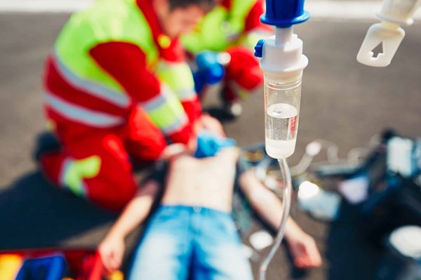 À qui doit-on faire appel face à un cas d'urgence médicale ?