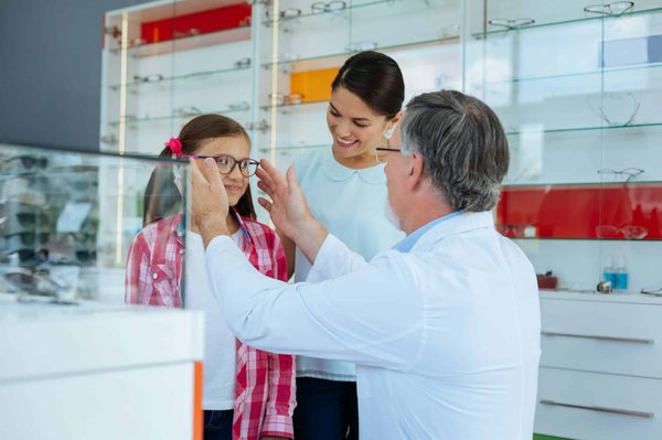 Pourquoi choisir un opticien indépendant à Avignon ?